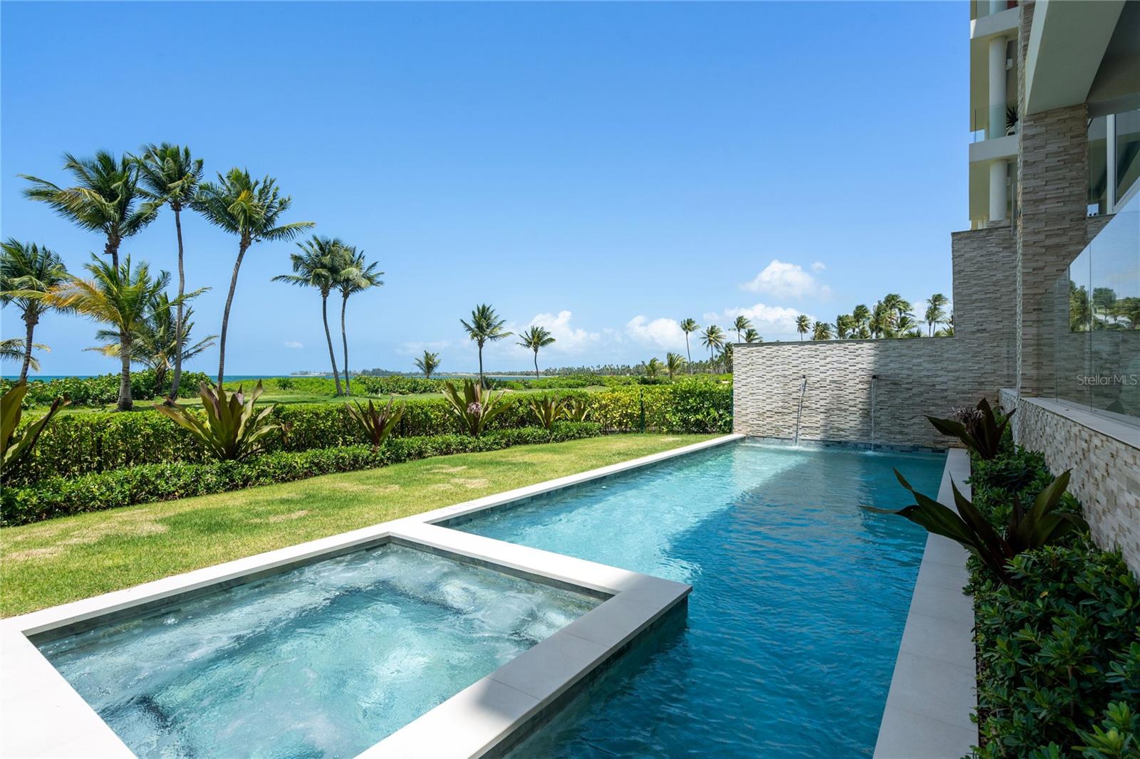 PR9113943 Property Photo