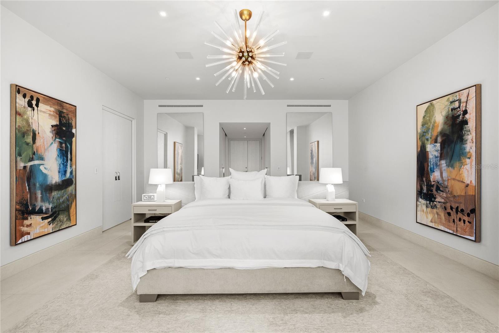 PR9113943 Property Photo