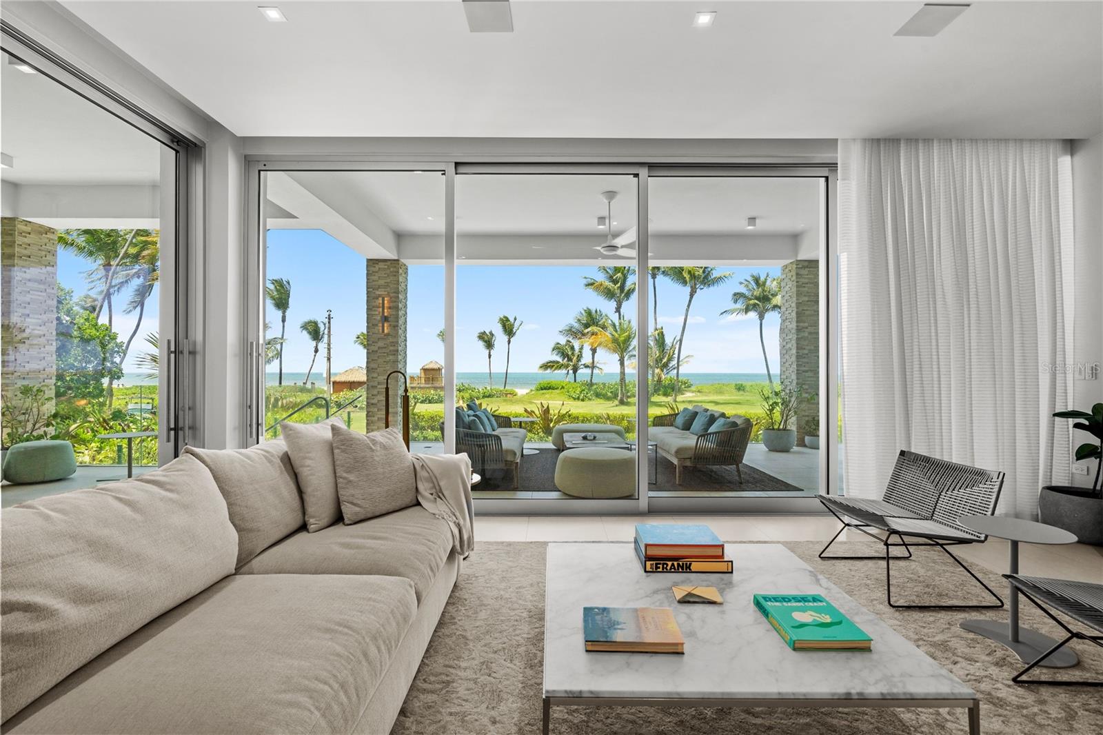 PR9113943 Property Photo