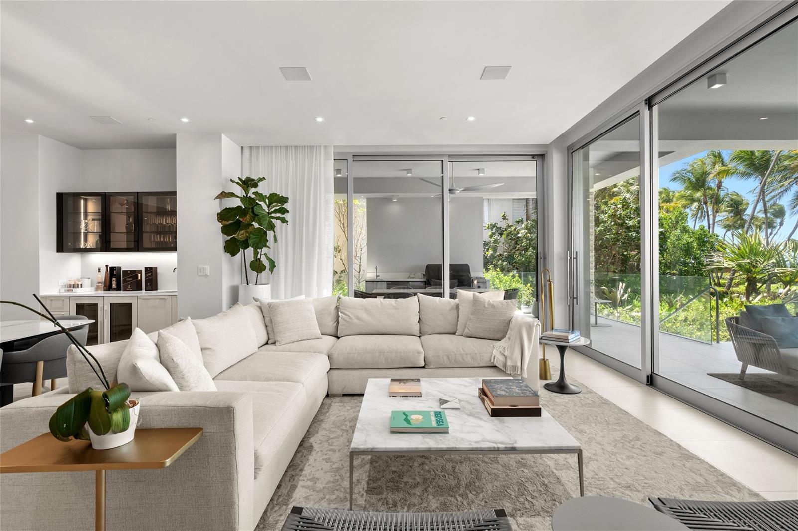 PR9113943 Property Photo