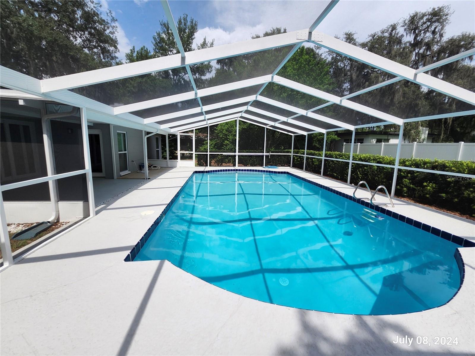 415 MISSION HILLS AVE, TAMPA, FL, 33617