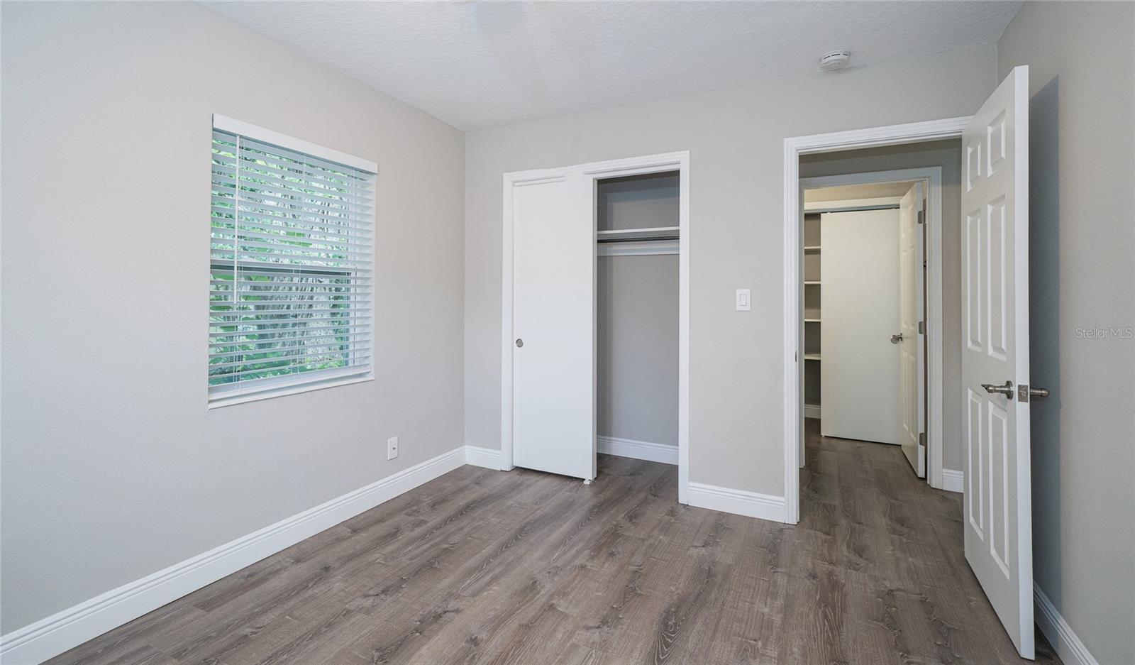 415 MISSION HILLS AVE, TAMPA, FL, 33617