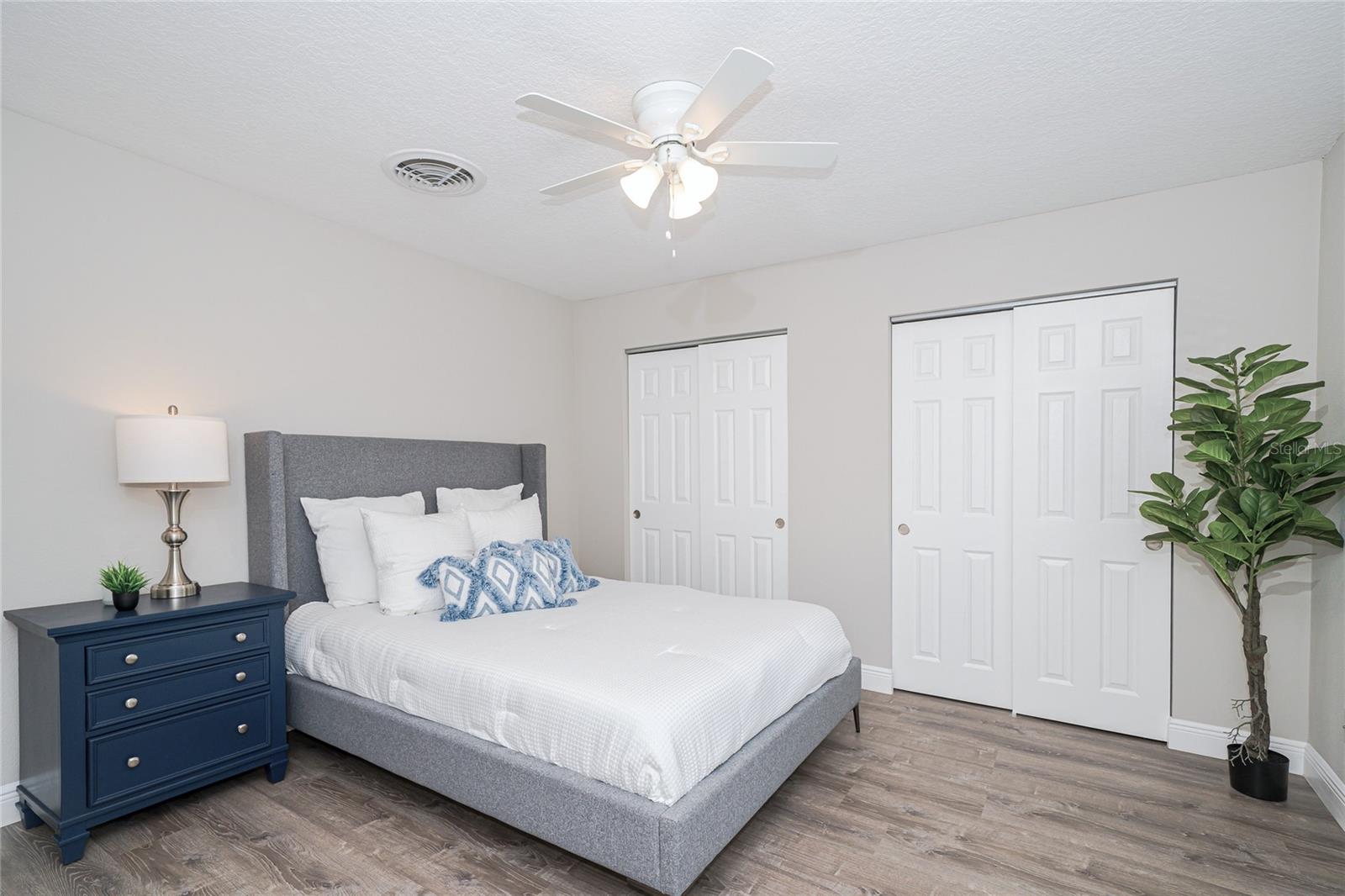 415 MISSION HILLS AVE, TAMPA, FL, 33617