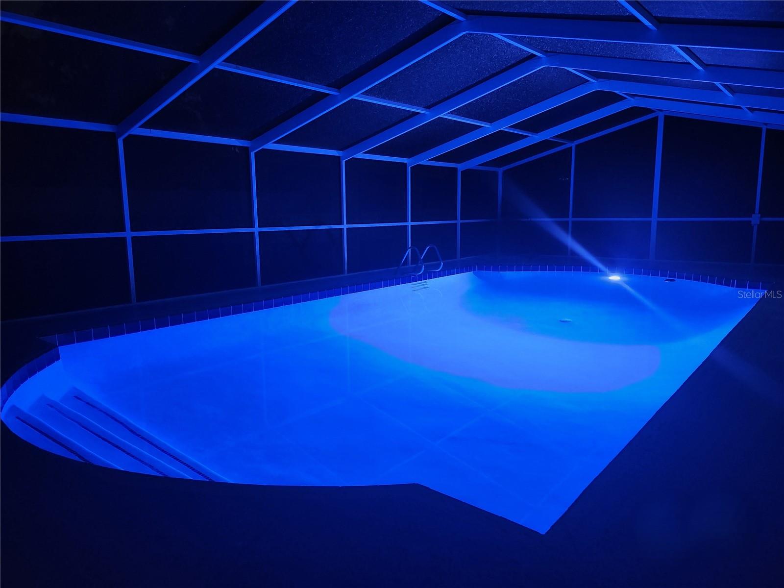 415 MISSION HILLS AVE, TAMPA, FL, 33617