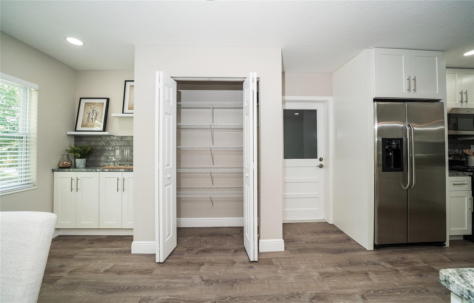 415 MISSION HILLS AVE, TAMPA, FL, 33617