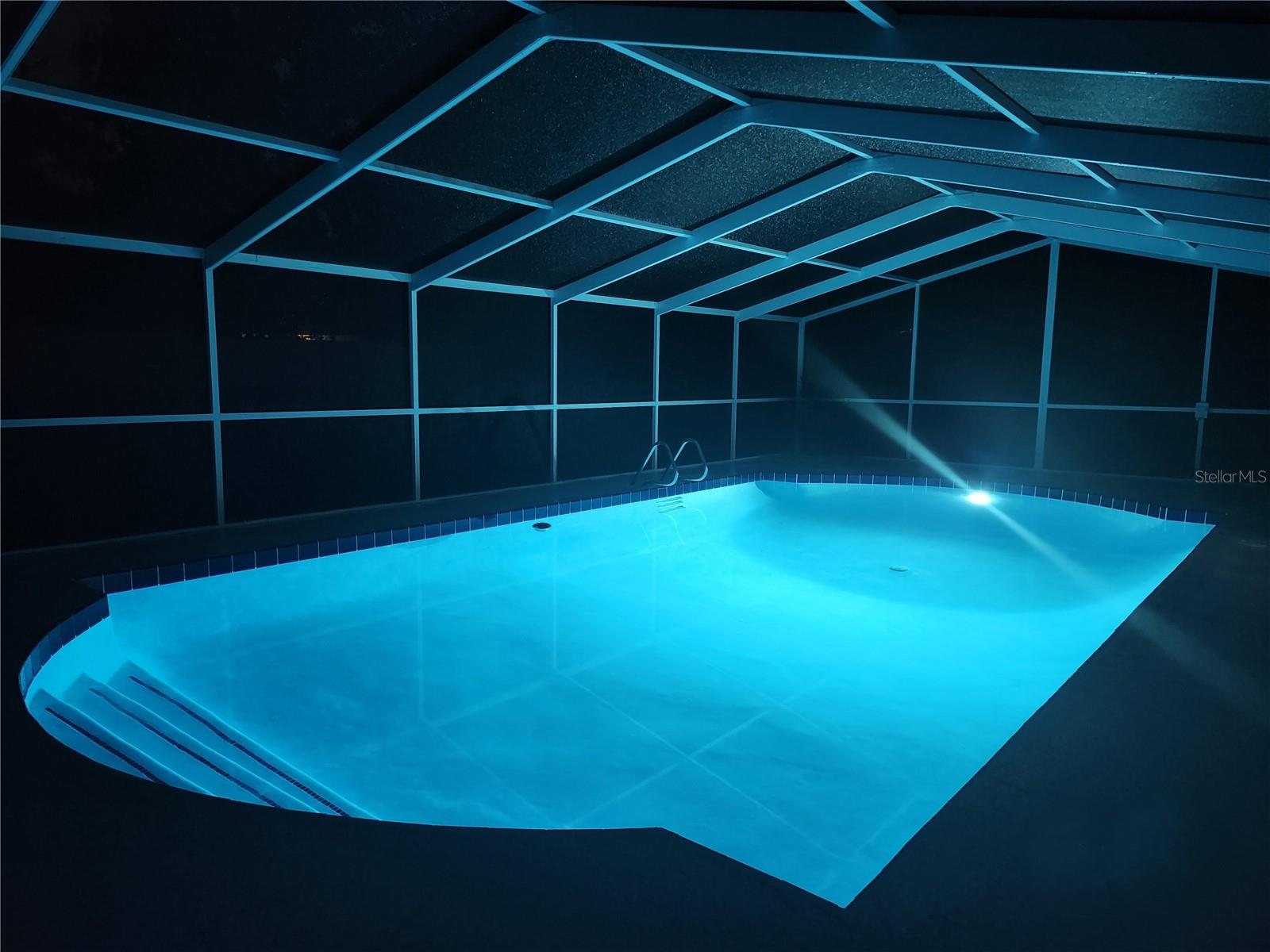 415 MISSION HILLS AVE, TAMPA, FL, 33617