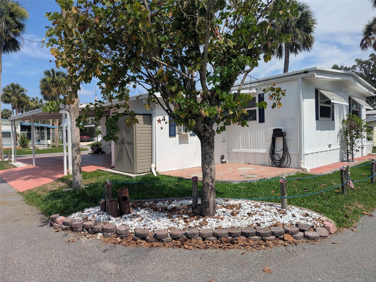 124A SHADY LN, EUSTIS, FL, 32726