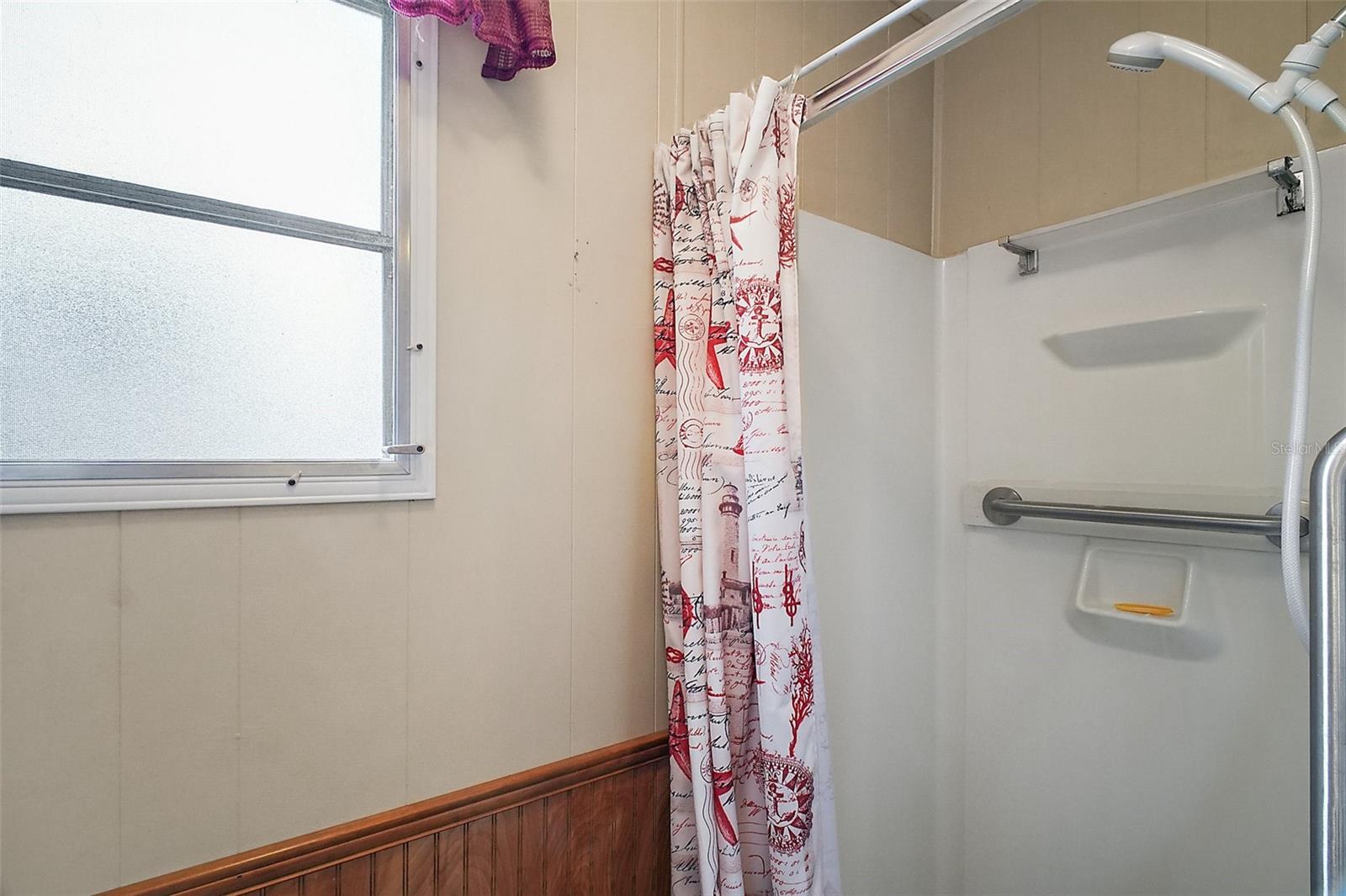 124A SHADY LN, EUSTIS, FL, 32726