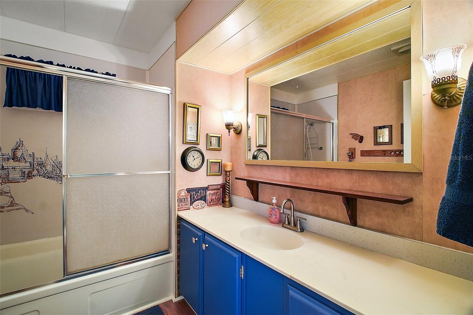 124A SHADY LN, EUSTIS, FL, 32726