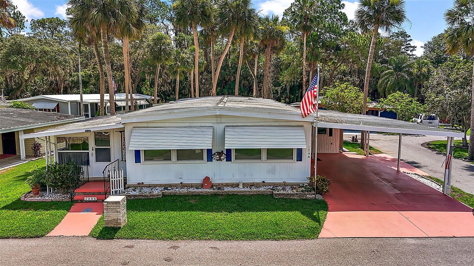 124A SHADY LN, EUSTIS, FL, 32726