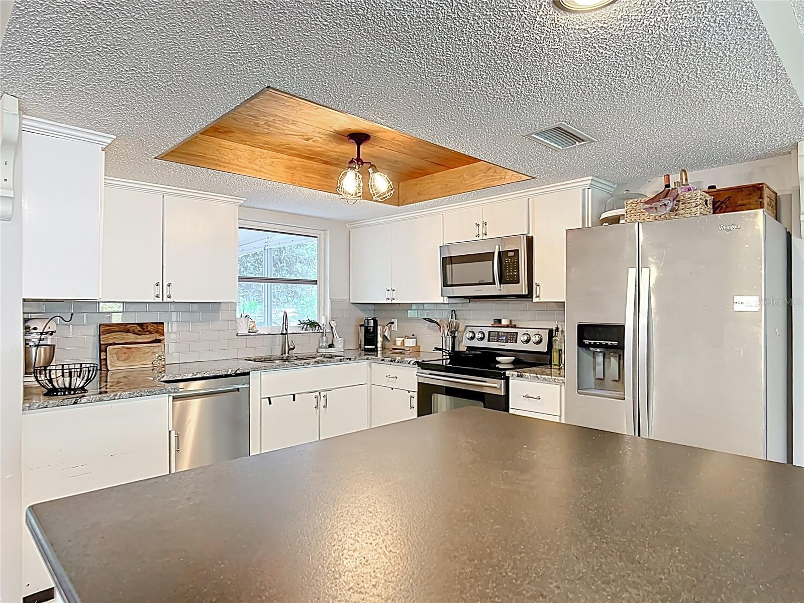 825 N HOLLYWOOD CIR, CRYSTAL RIVER, FL, 34429