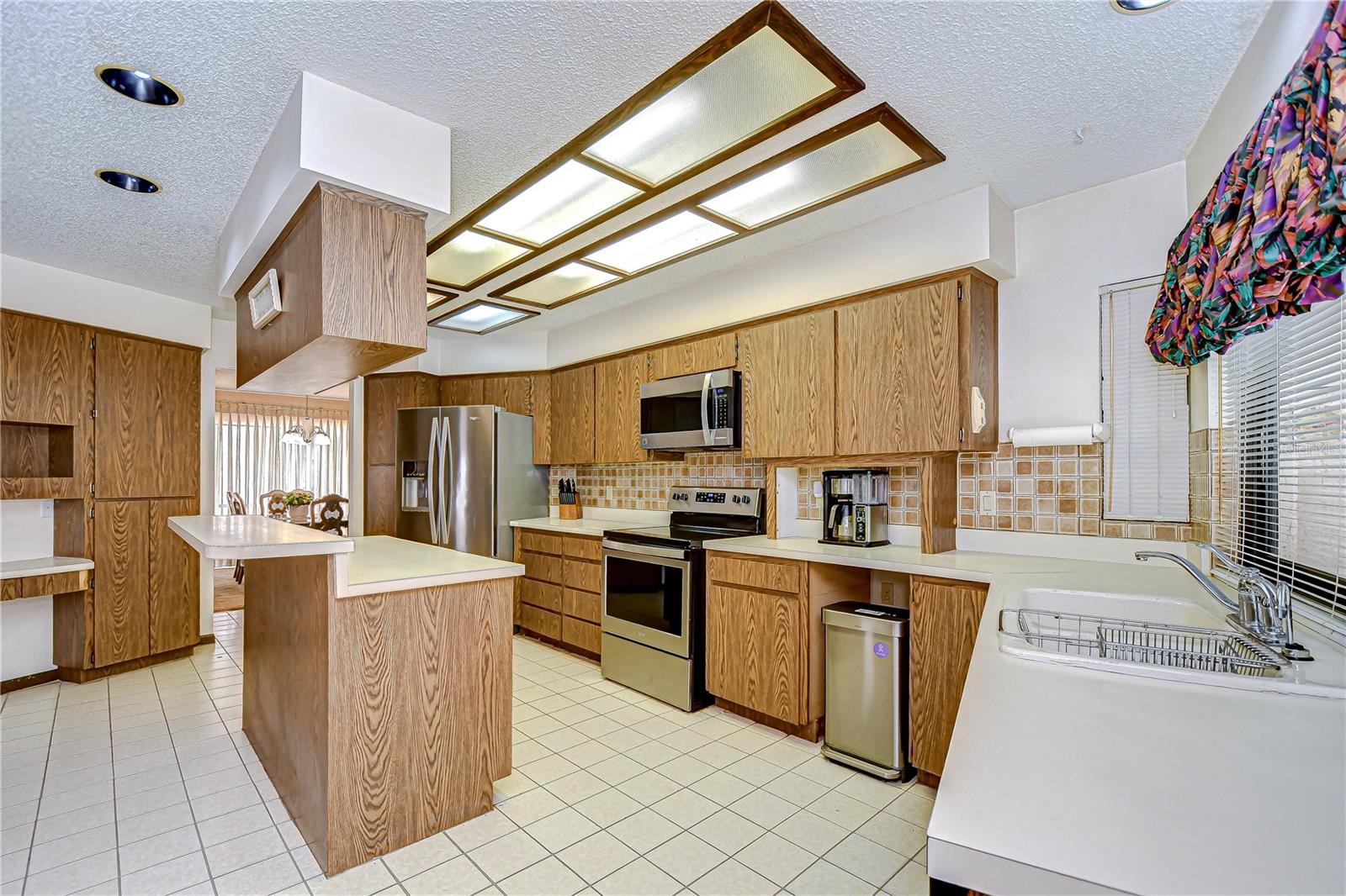 13903 WOLCOTT DR, TAMPA, FL, 33624