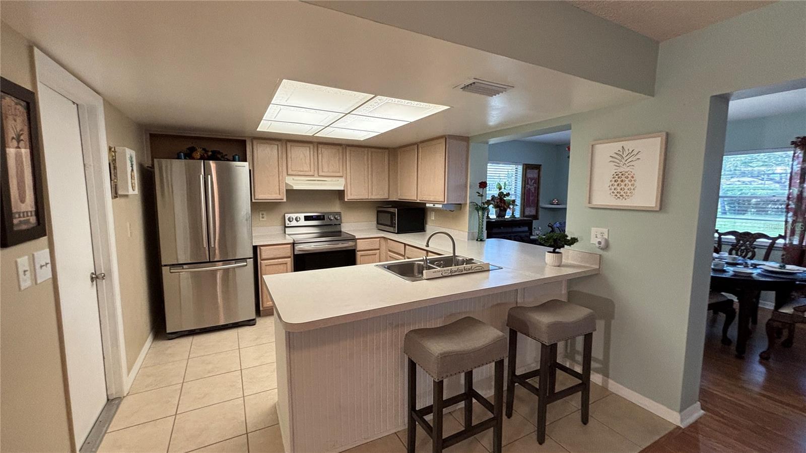 1111 HAREFIELD CIR, SUN CITY CENTER, FL, 33573