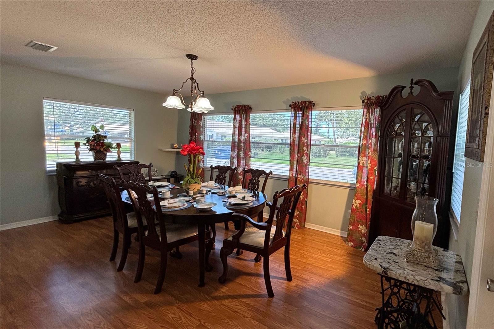 1111 HAREFIELD CIR, SUN CITY CENTER, FL, 33573