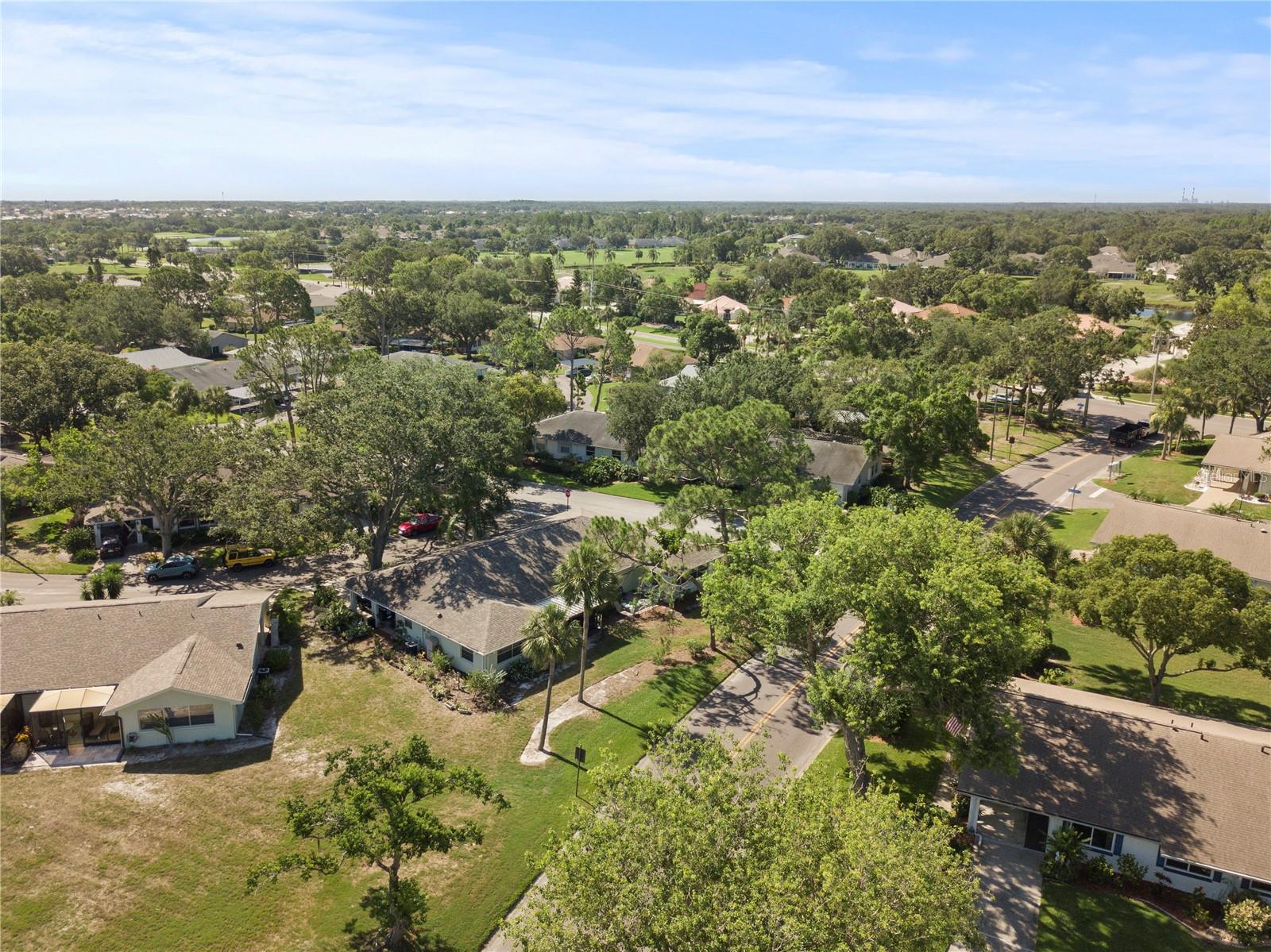 1111 HAREFIELD CIR, SUN CITY CENTER, FL, 33573