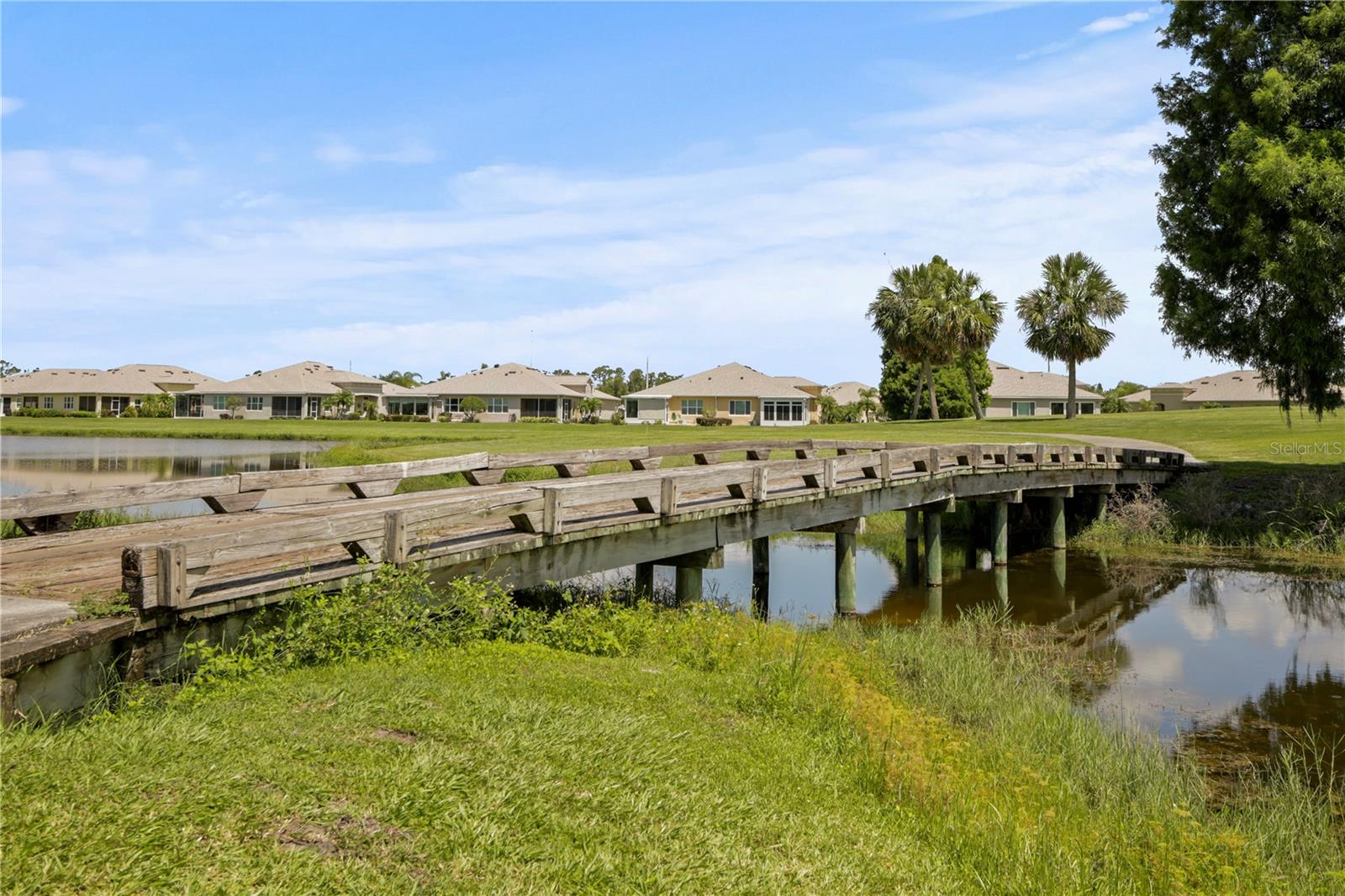 1111 HAREFIELD CIR, SUN CITY CENTER, FL, 33573