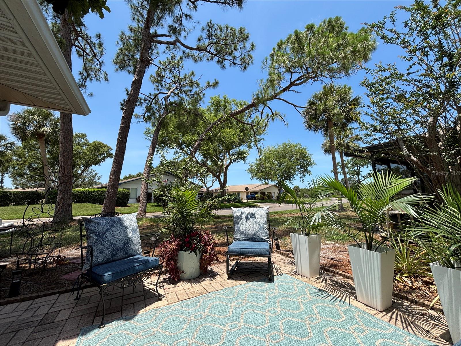 1111 HAREFIELD CIR, SUN CITY CENTER, FL, 33573