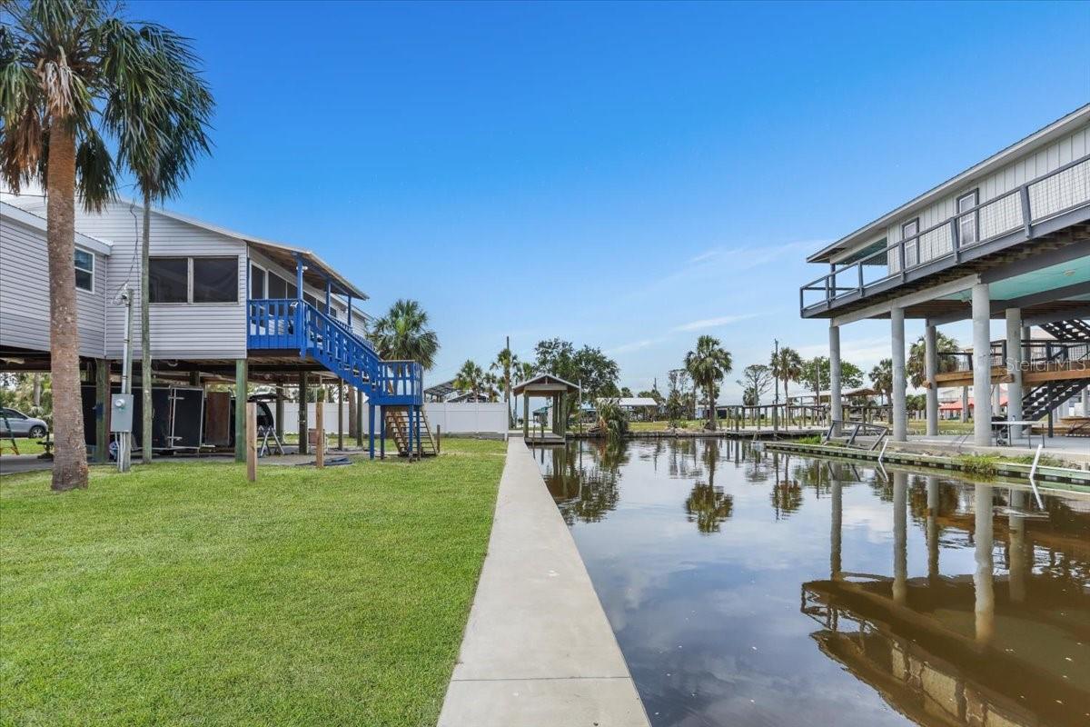 54 W 8TH AVE, HORSESHOE BEACH, FL, 32648