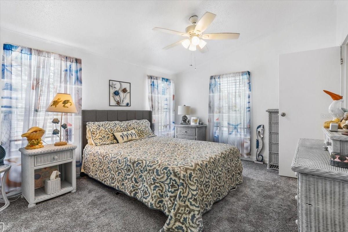 54 W 8TH AVE, HORSESHOE BEACH, FL, 32648