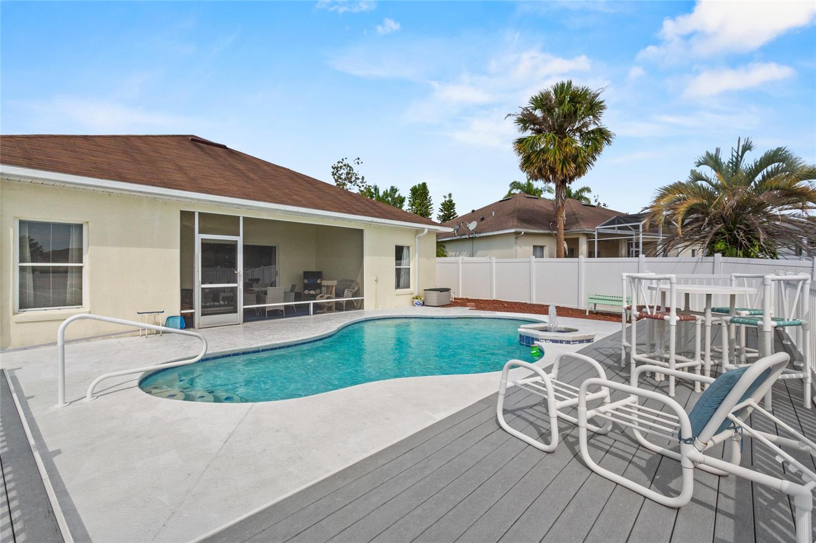 906 BERWICK DR, DAVENPORT, FL, 33897