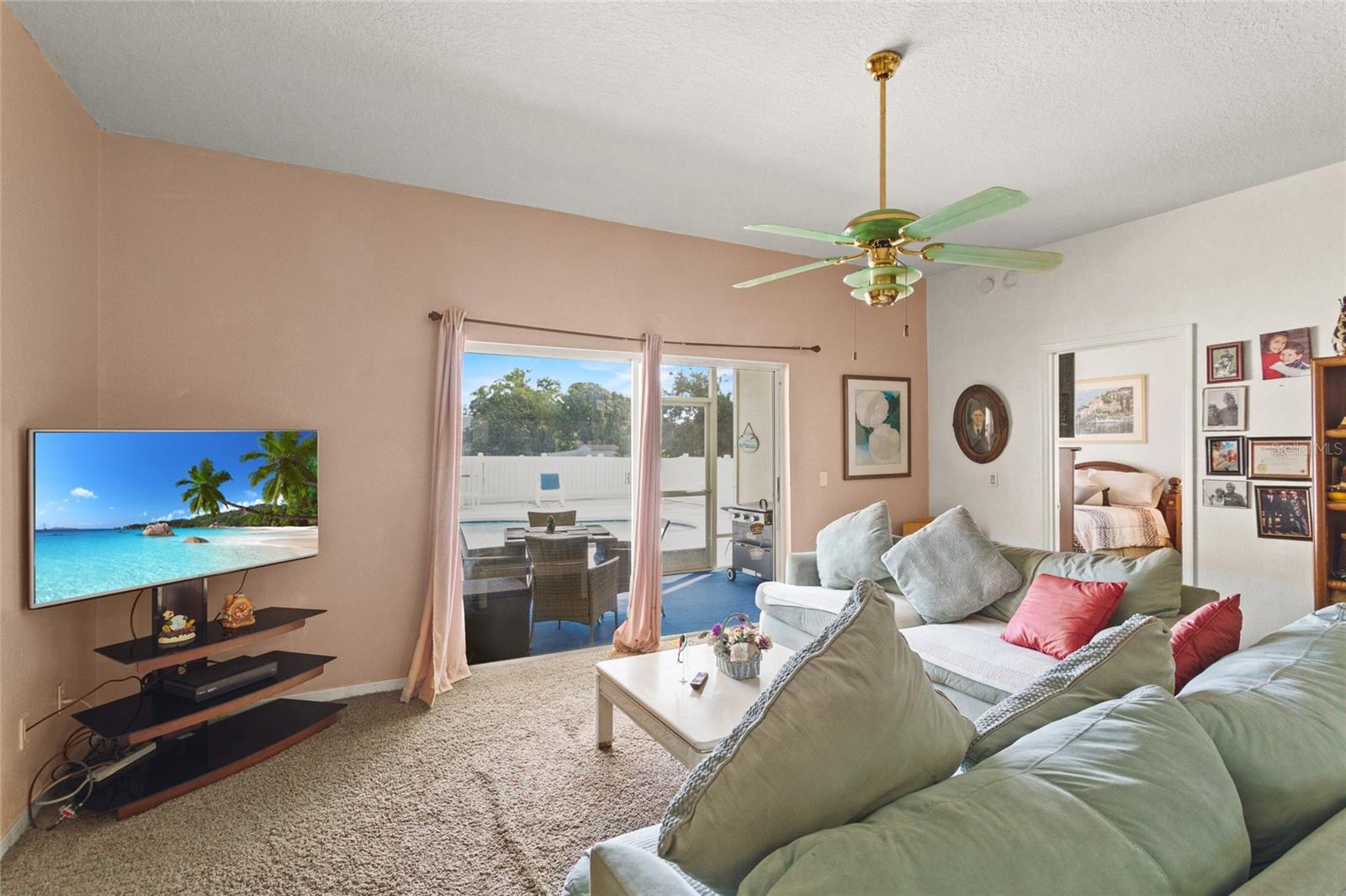 906 BERWICK DR, DAVENPORT, FL, 33897