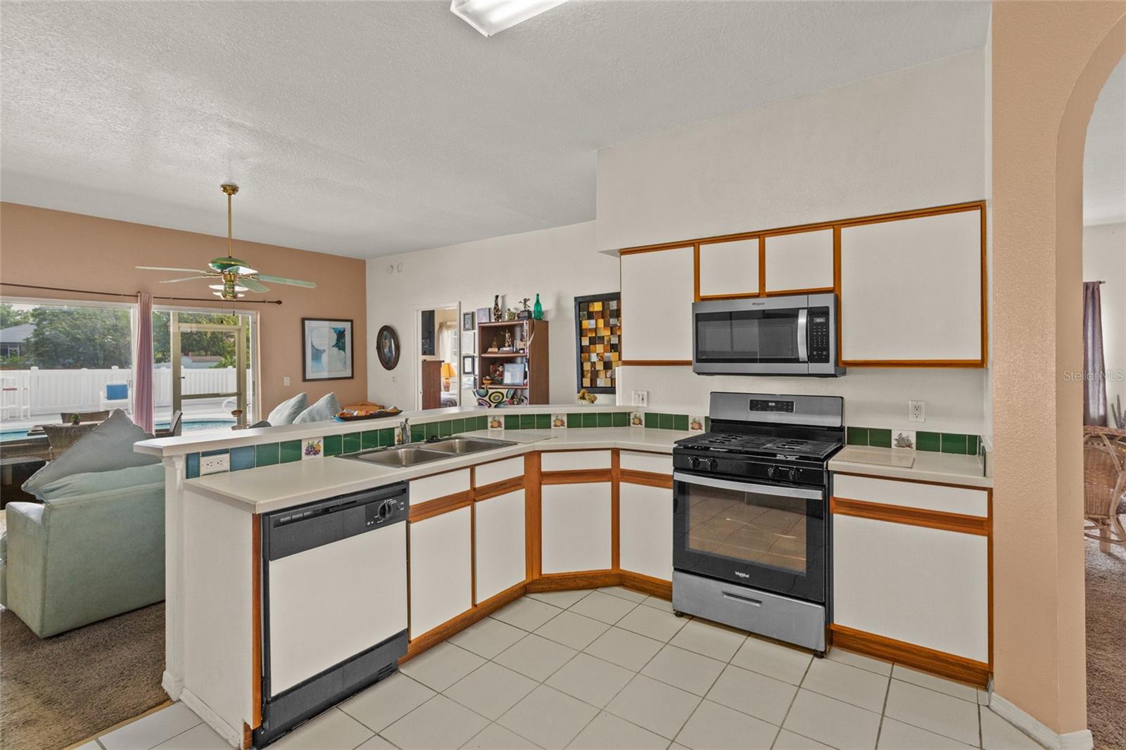 906 BERWICK DR, DAVENPORT, FL, 33897