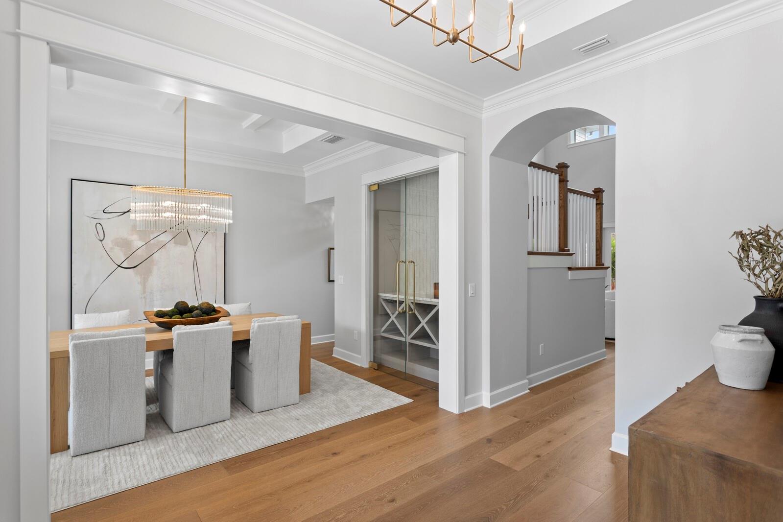 entry area overlooking dining