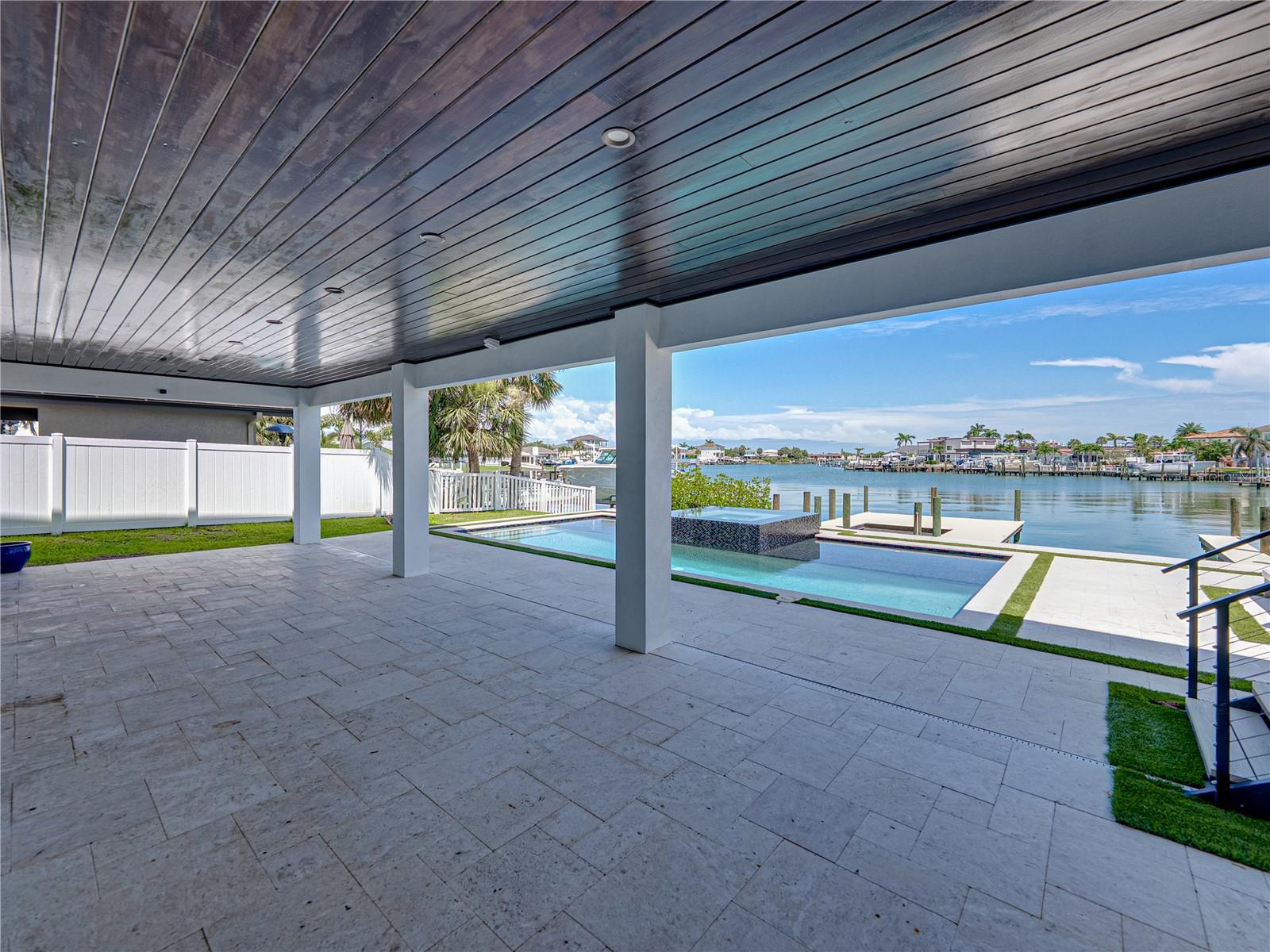 GC531303 Property Photo