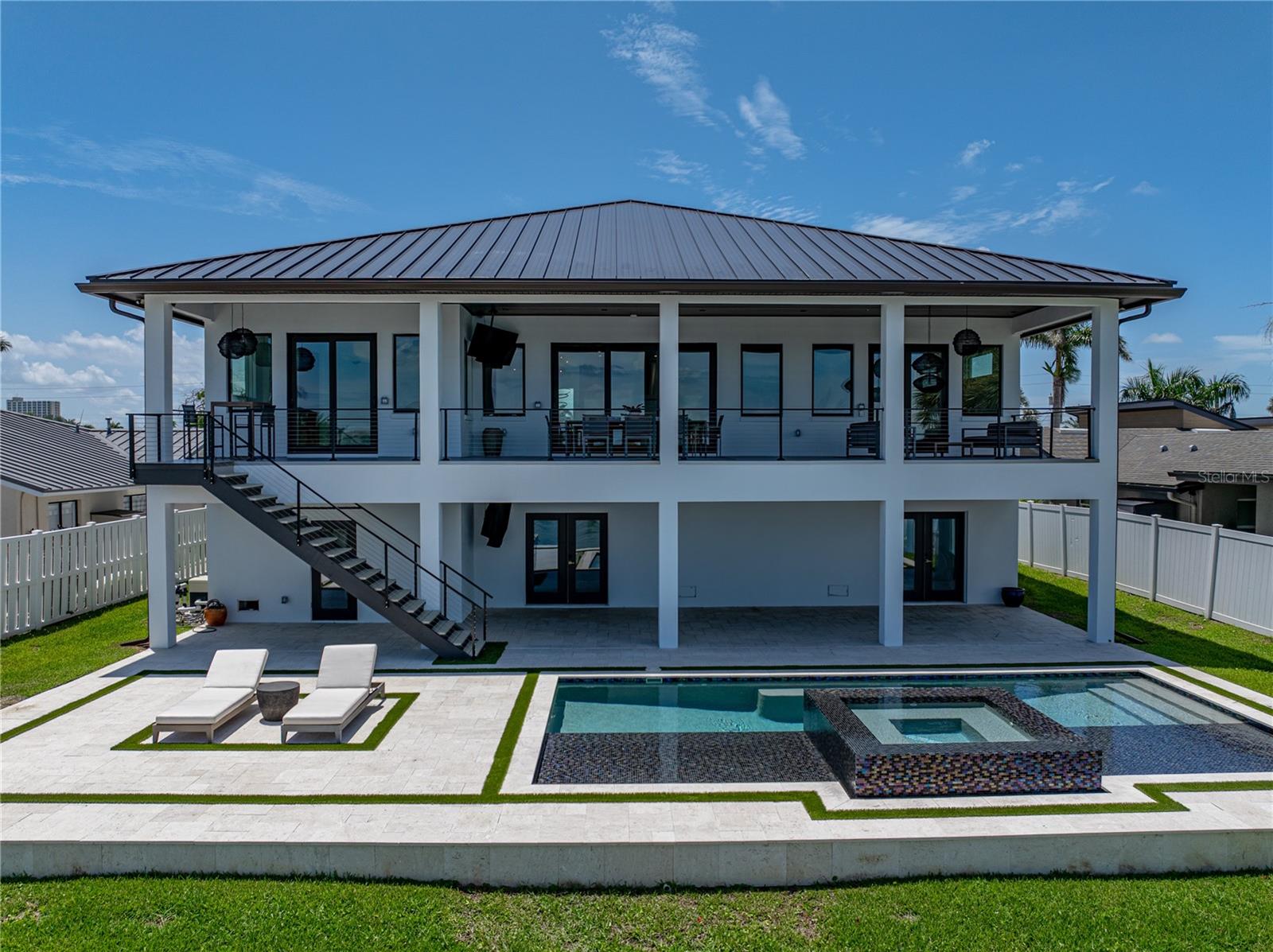 GC531303 Property Photo