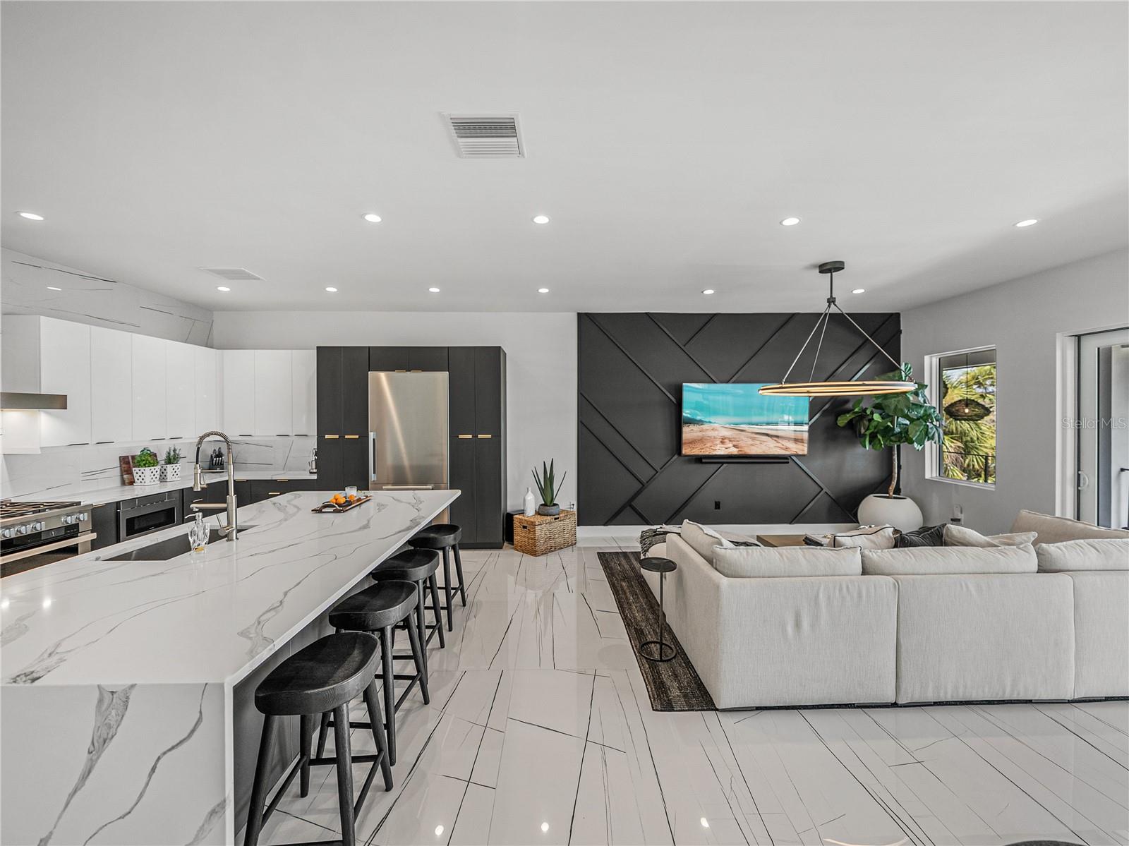 GC531303 Property Photo