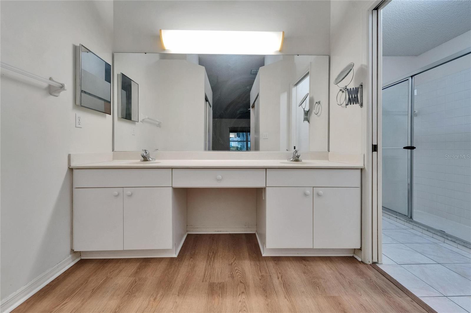 746 MASTERPIECE DR, SUN CITY CENTER, FL, 33573