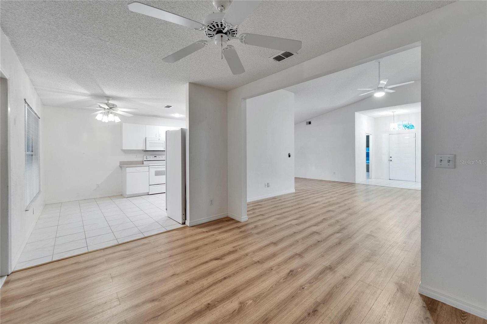 746 MASTERPIECE DR, SUN CITY CENTER, FL, 33573