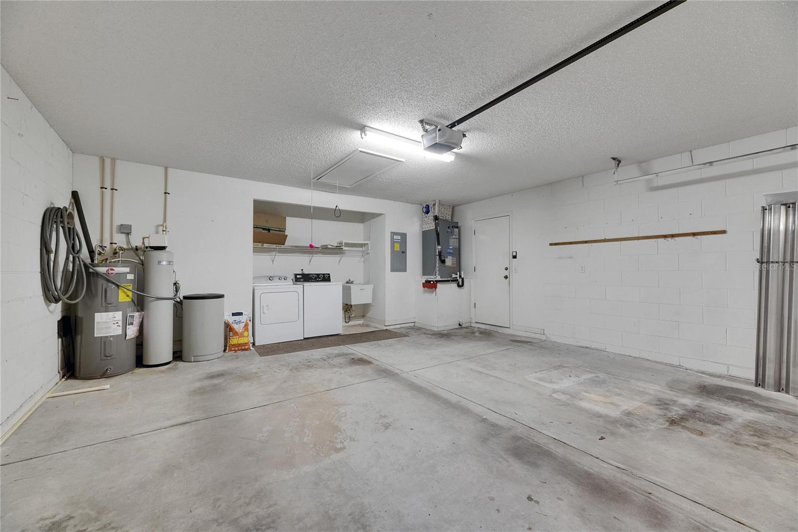 746 MASTERPIECE DR, SUN CITY CENTER, FL, 33573