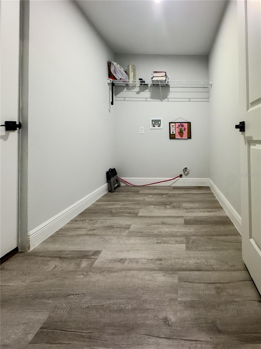 1590 WEST PKWY, DELAND, FL, 32724