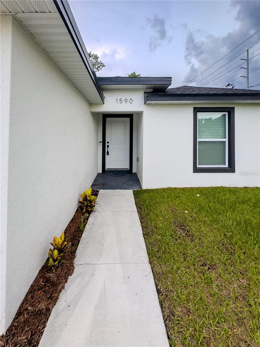 1590 WEST PKWY, DELAND, FL, 32724