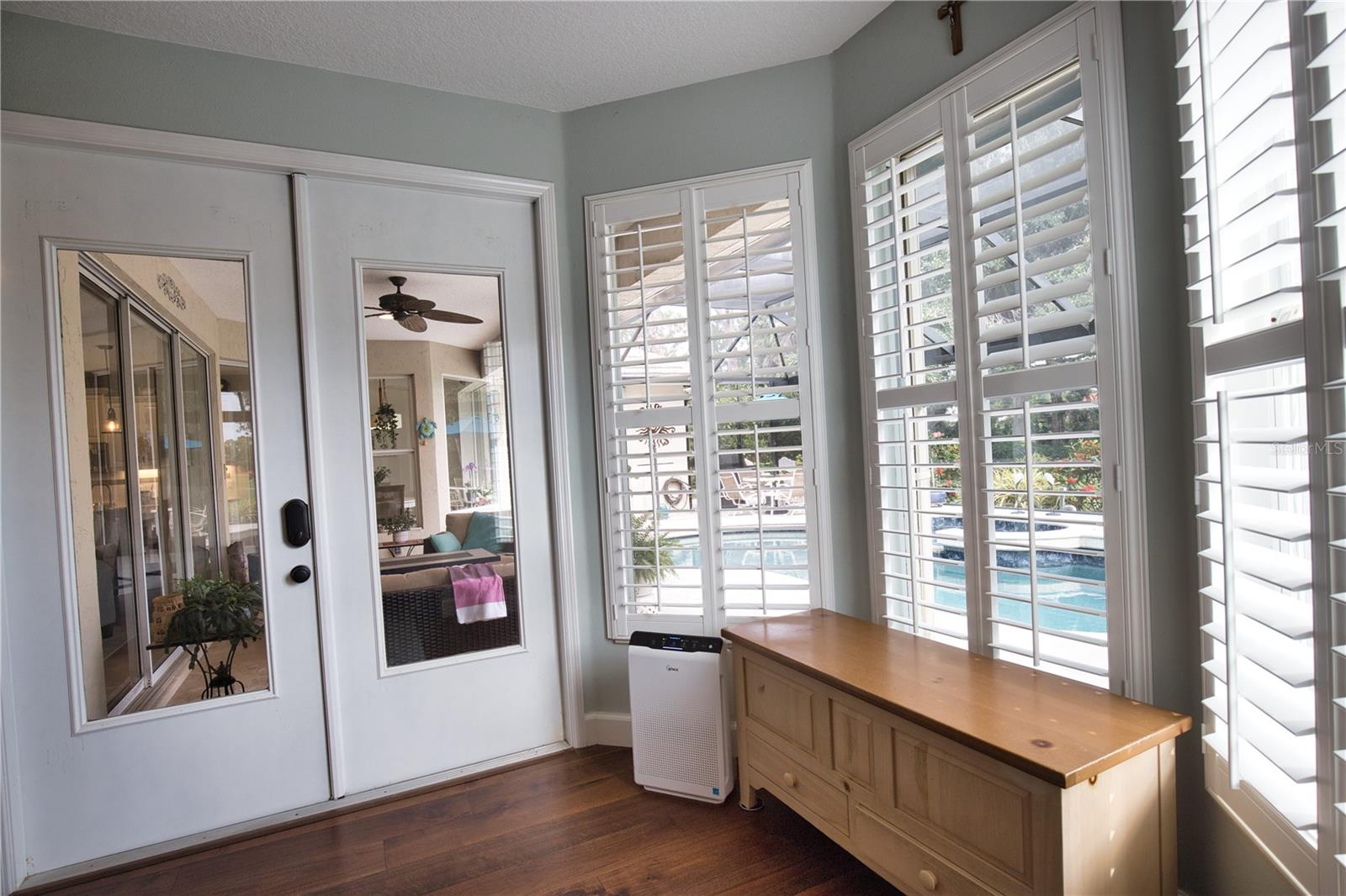 A4654281 Property Photo