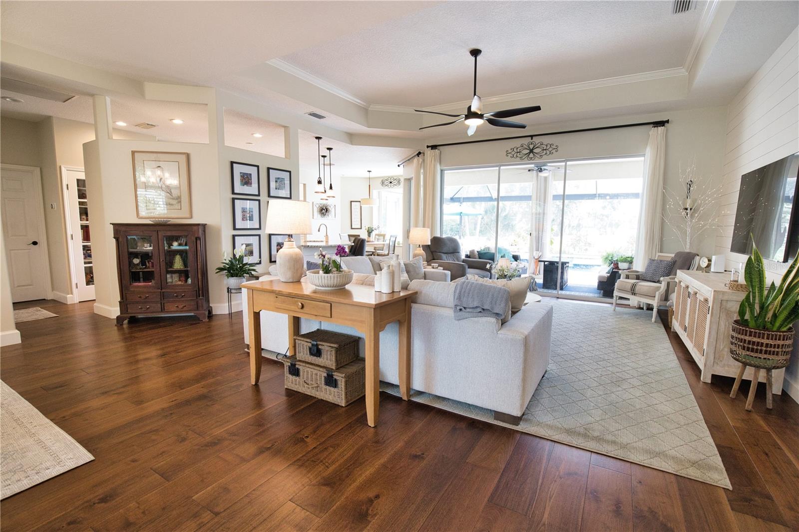 A4654281 Property Photo