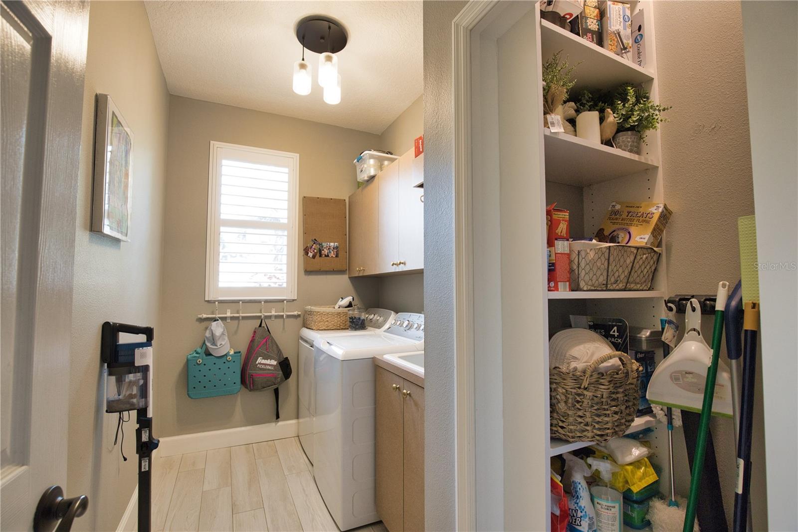 A4654281 Property Photo