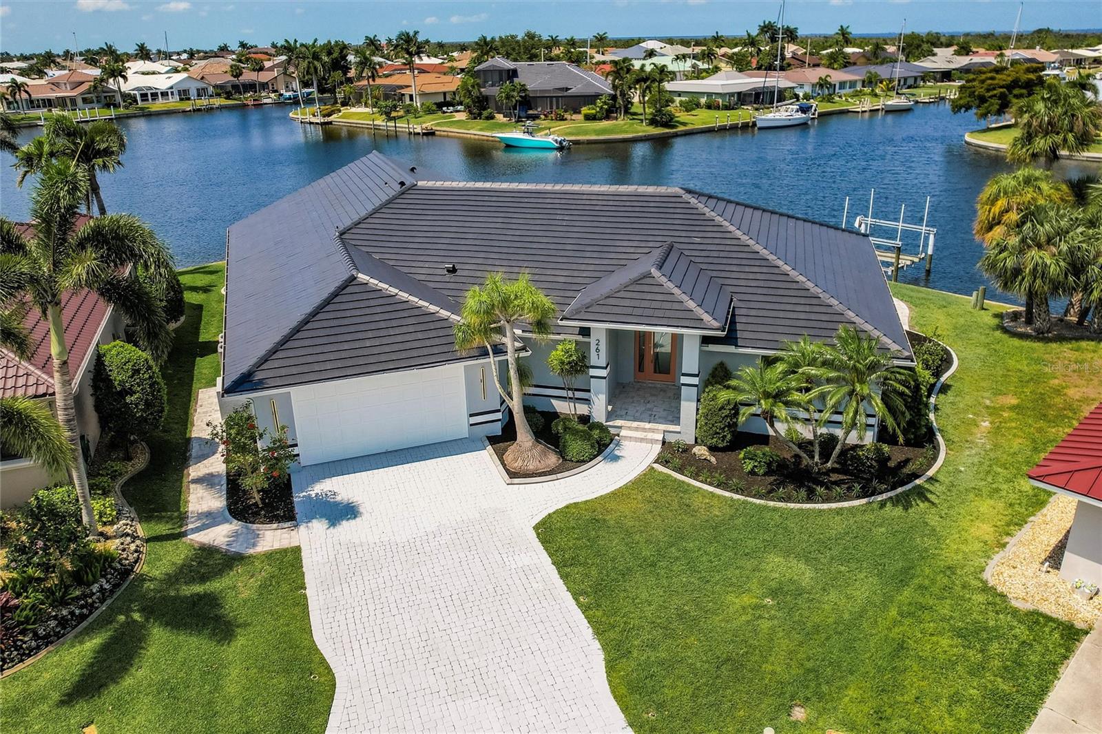 261 VENEZIA CT, PUNTA GORDA, FL, 33950