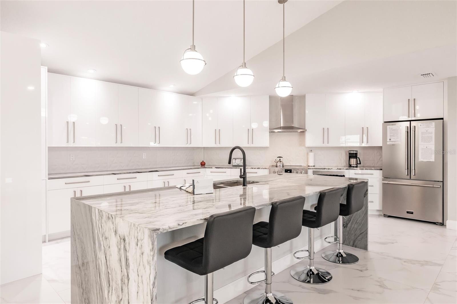 261 VENEZIA CT, PUNTA GORDA, FL, 33950