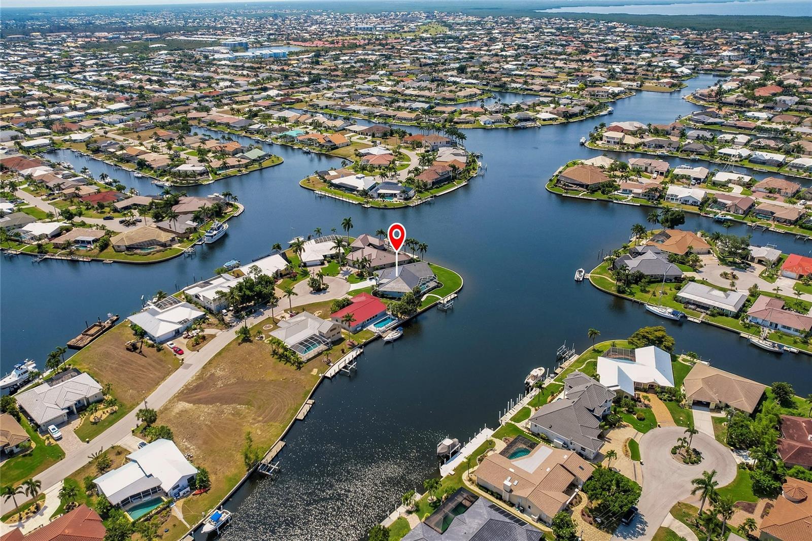 261 VENEZIA CT, PUNTA GORDA, FL, 33950