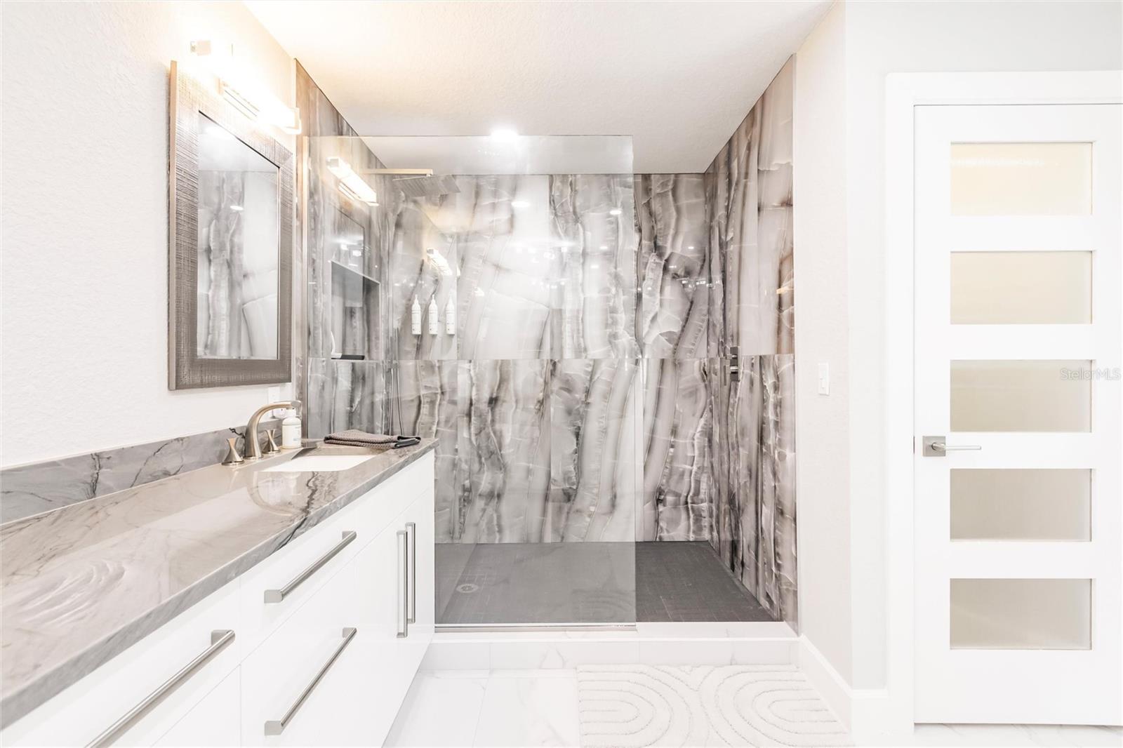 261 VENEZIA CT, PUNTA GORDA, FL, 33950