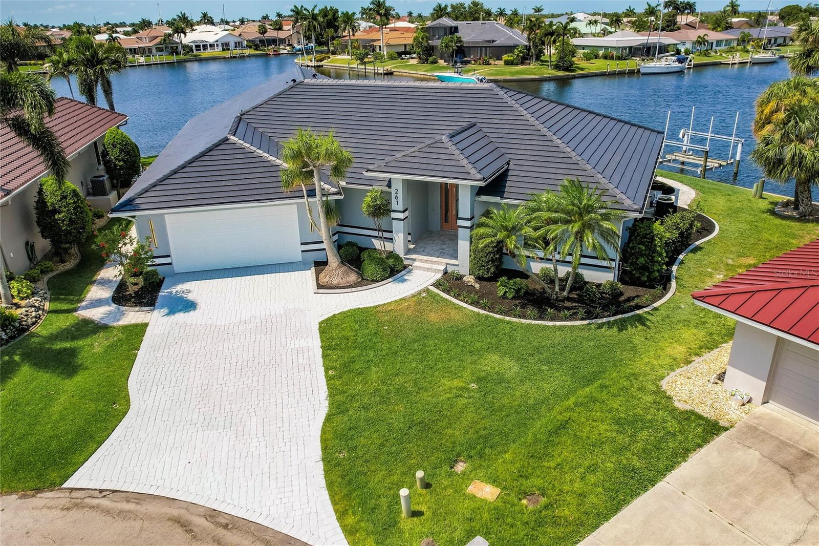 261 VENEZIA CT, PUNTA GORDA, FL, 33950