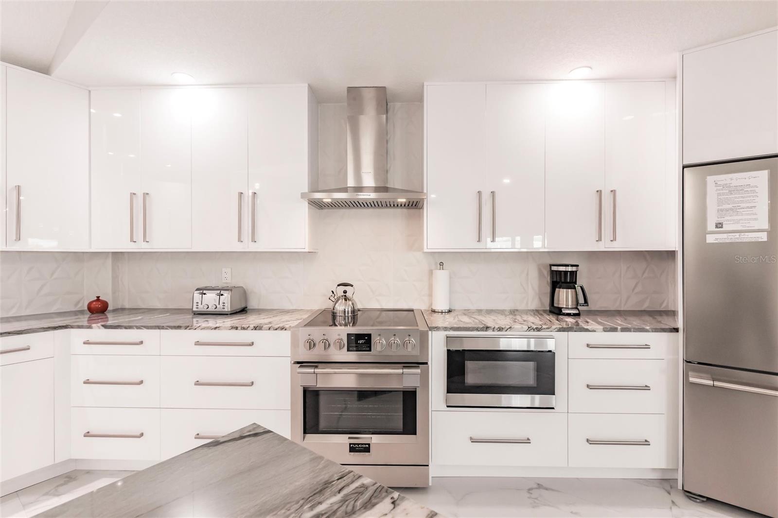 261 VENEZIA CT, PUNTA GORDA, FL, 33950