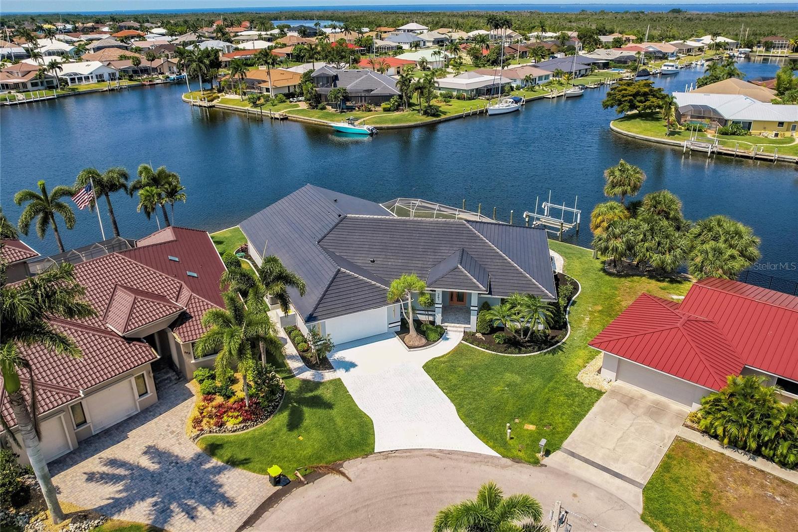 261 VENEZIA CT, PUNTA GORDA, FL, 33950