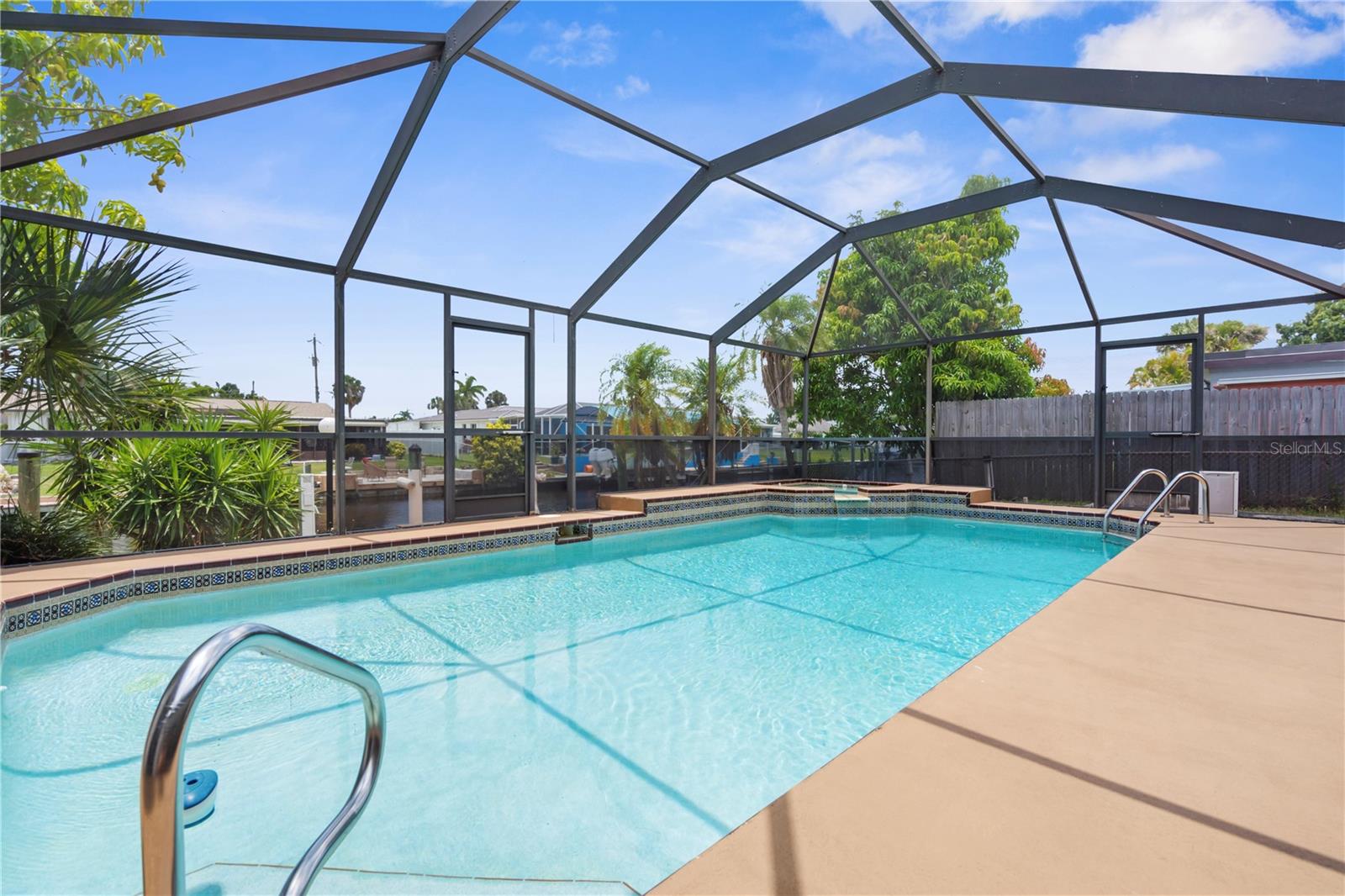 1719 W BLUEWATER TER, NORTH FORT MYERS, FL, 33903