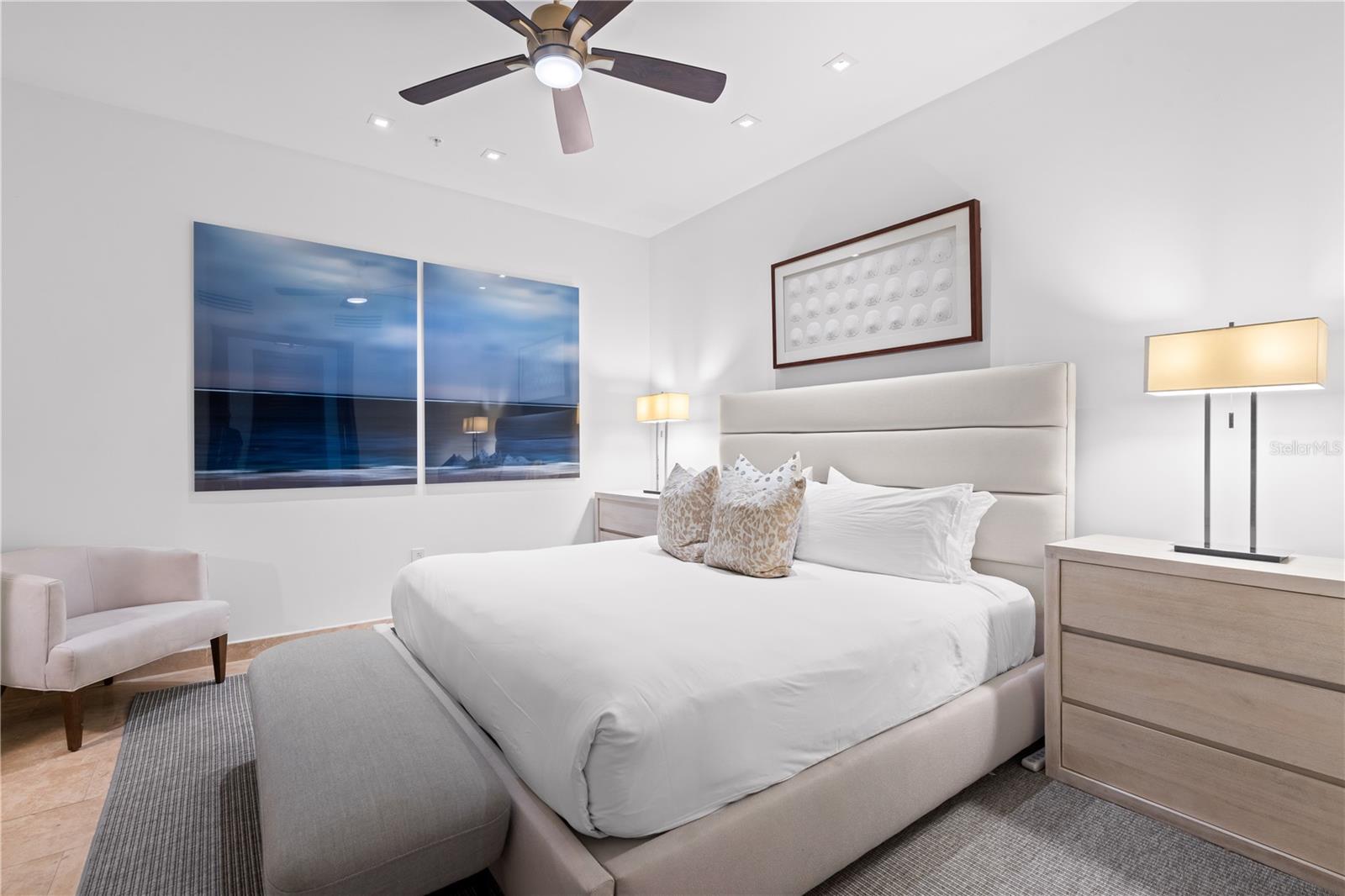 PR9113952 Property Photo