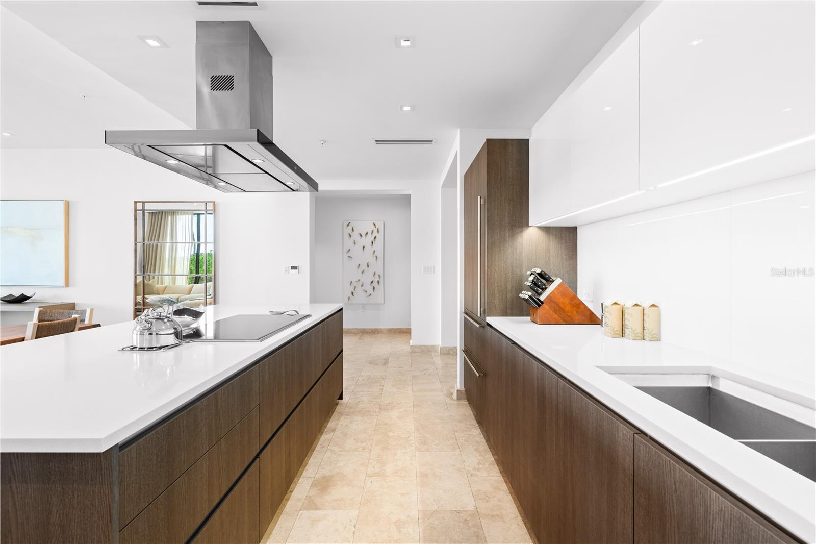 PR9113952 Property Photo