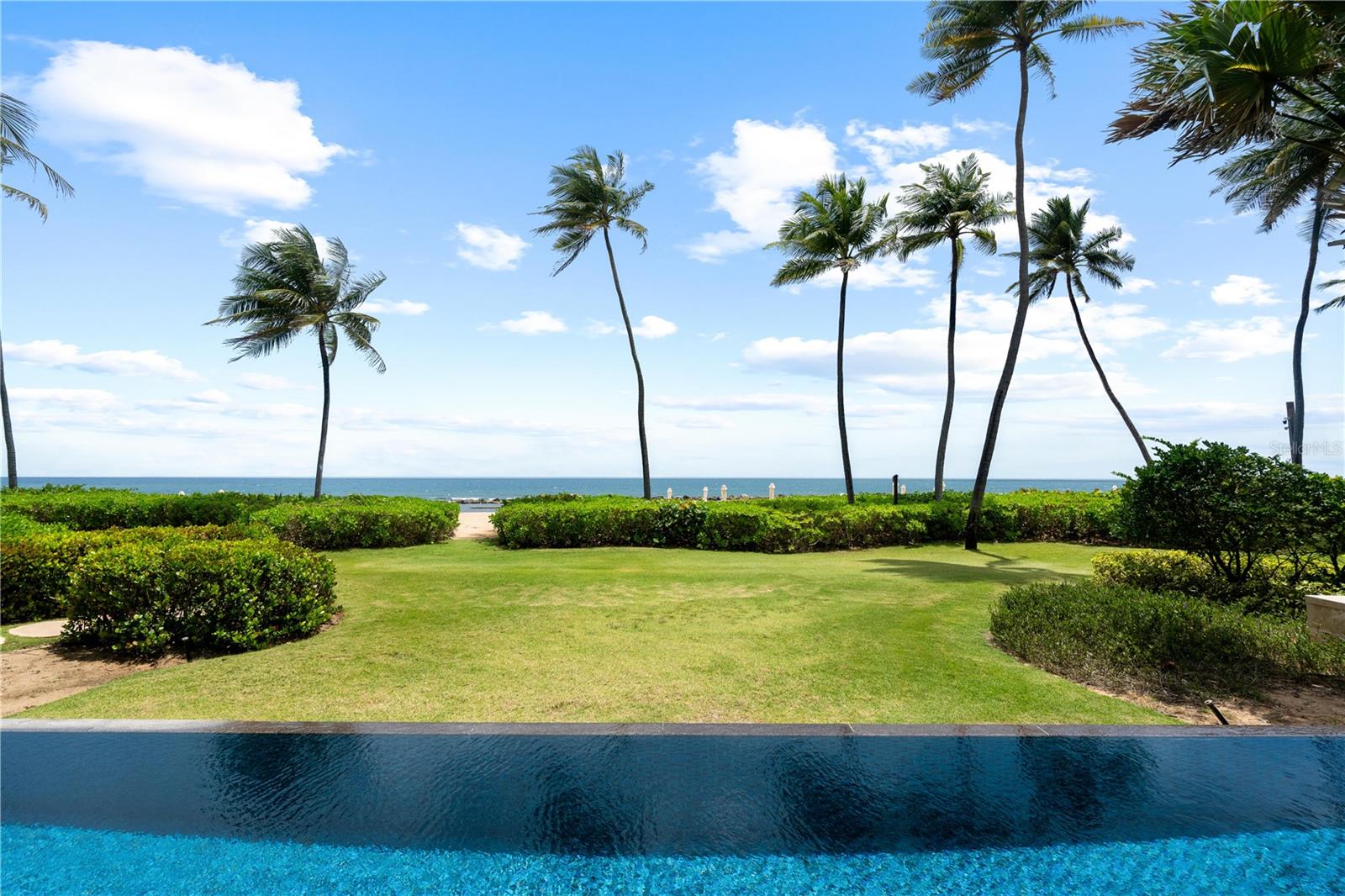 PR9113952 Property Photo