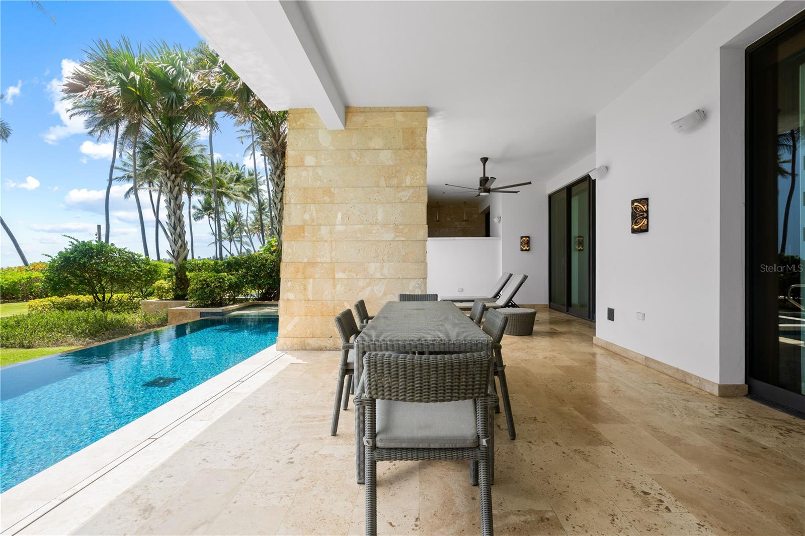 PR9113952 Property Photo